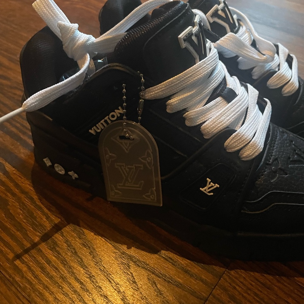 Louis Vuitton Black and White Sneakers - Picture 2 of 7